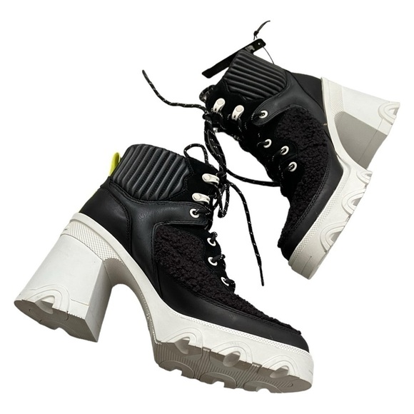 NWT Sorel Brex Heel Cozy Lace Booties in Black/Sea Salt Platform Chunky - Picture 2 of 11
